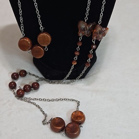 Butterfly Beaded Necklace - Picture 7 of 7